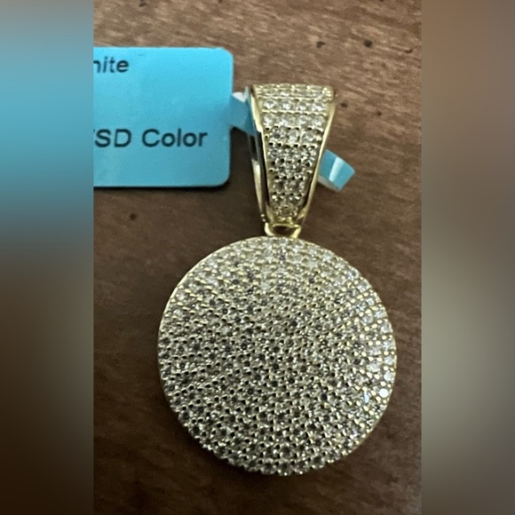 9/16–12 Sterling Silver Gold Vermeil Moissanite Disc Pendant - Picture 1 of 3